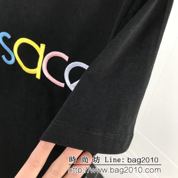 VERSACE範思哲 19ss早春新款 彩色Versace字母刺繡logo 精梳棉短袖 男女同款 ydi1679